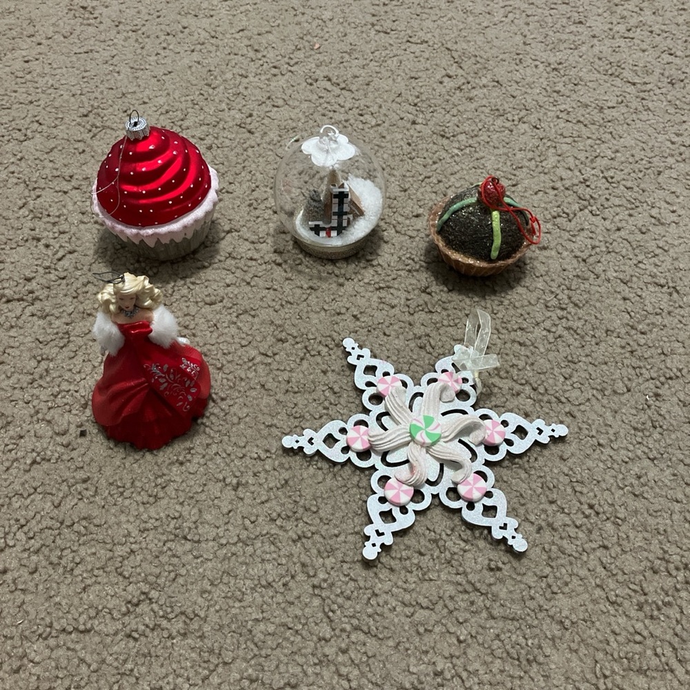 Set of Festive Christmas Ornaments